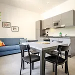 Emilia Lofts Apartament *