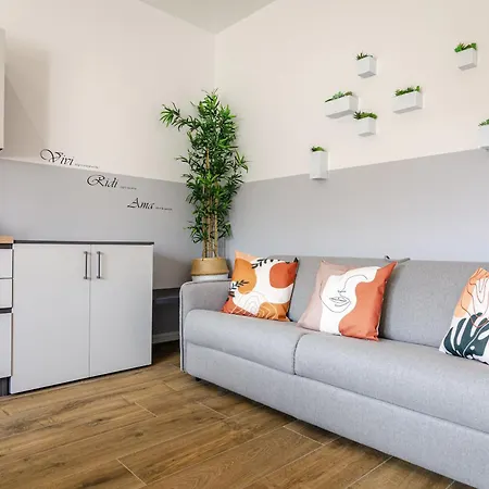 Emilia Lofts *