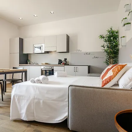 Emilia Lofts Apartment