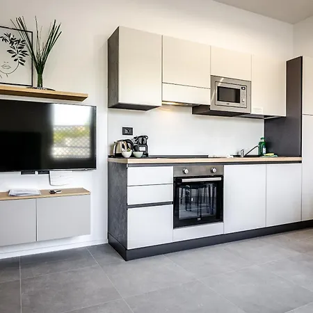 Emilia Lofts Apartment *