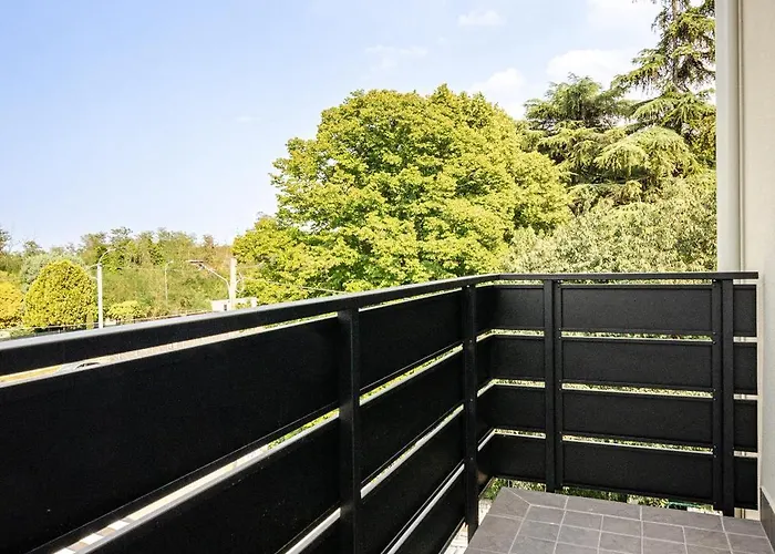 Emilia Lofts Lägenhet