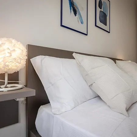 Emilia Lofts アパート *